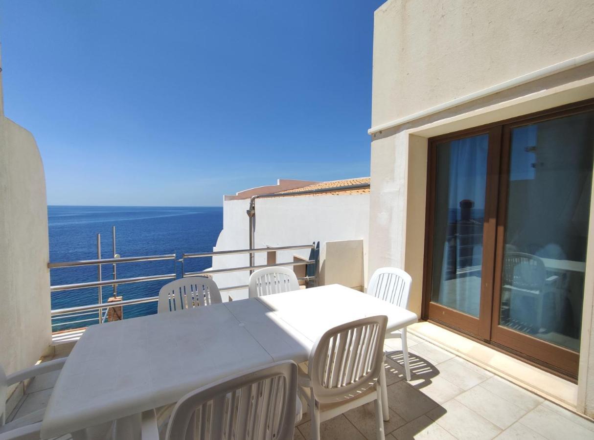 La Rosa Sul Mare Aparthotel Syracuse Exterior photo