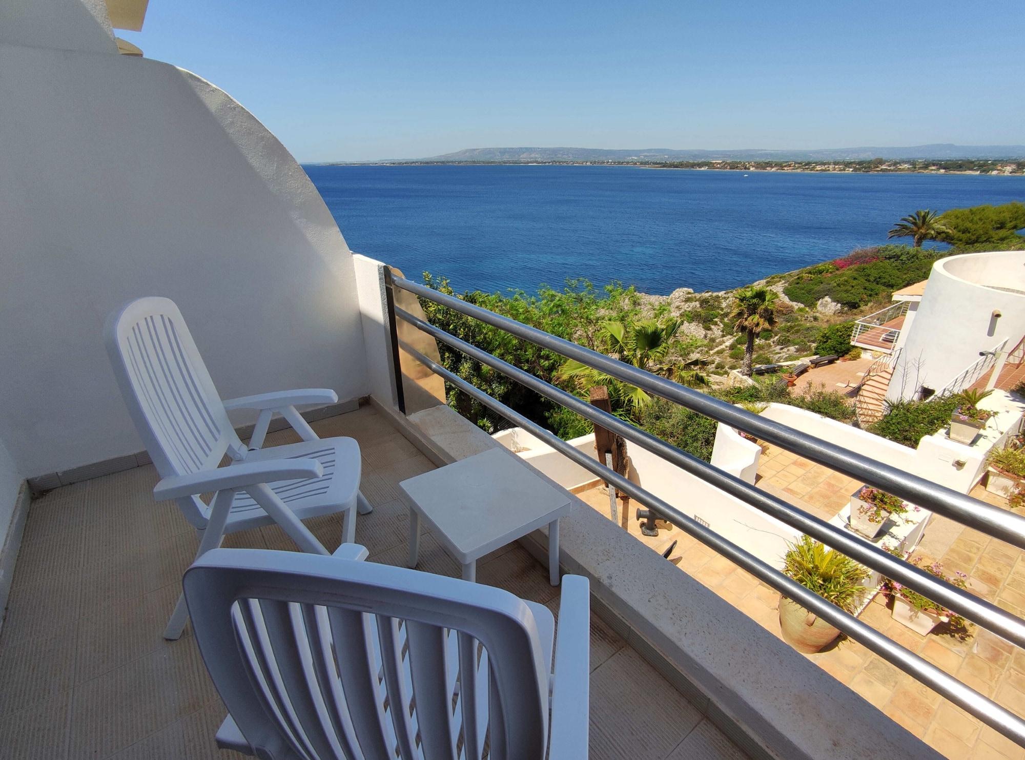 La Rosa Sul Mare Aparthotel Syracuse Exterior photo